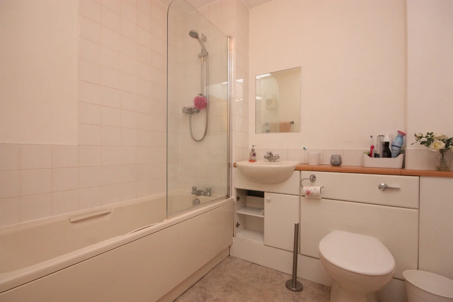 Flat Malloch Street in Glasgow