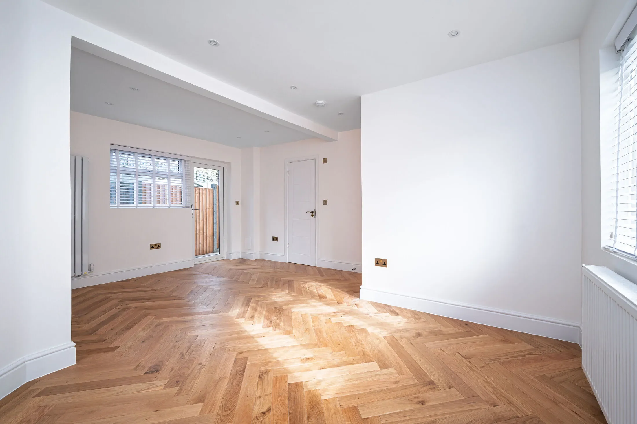 House Summers Lane in Greater London