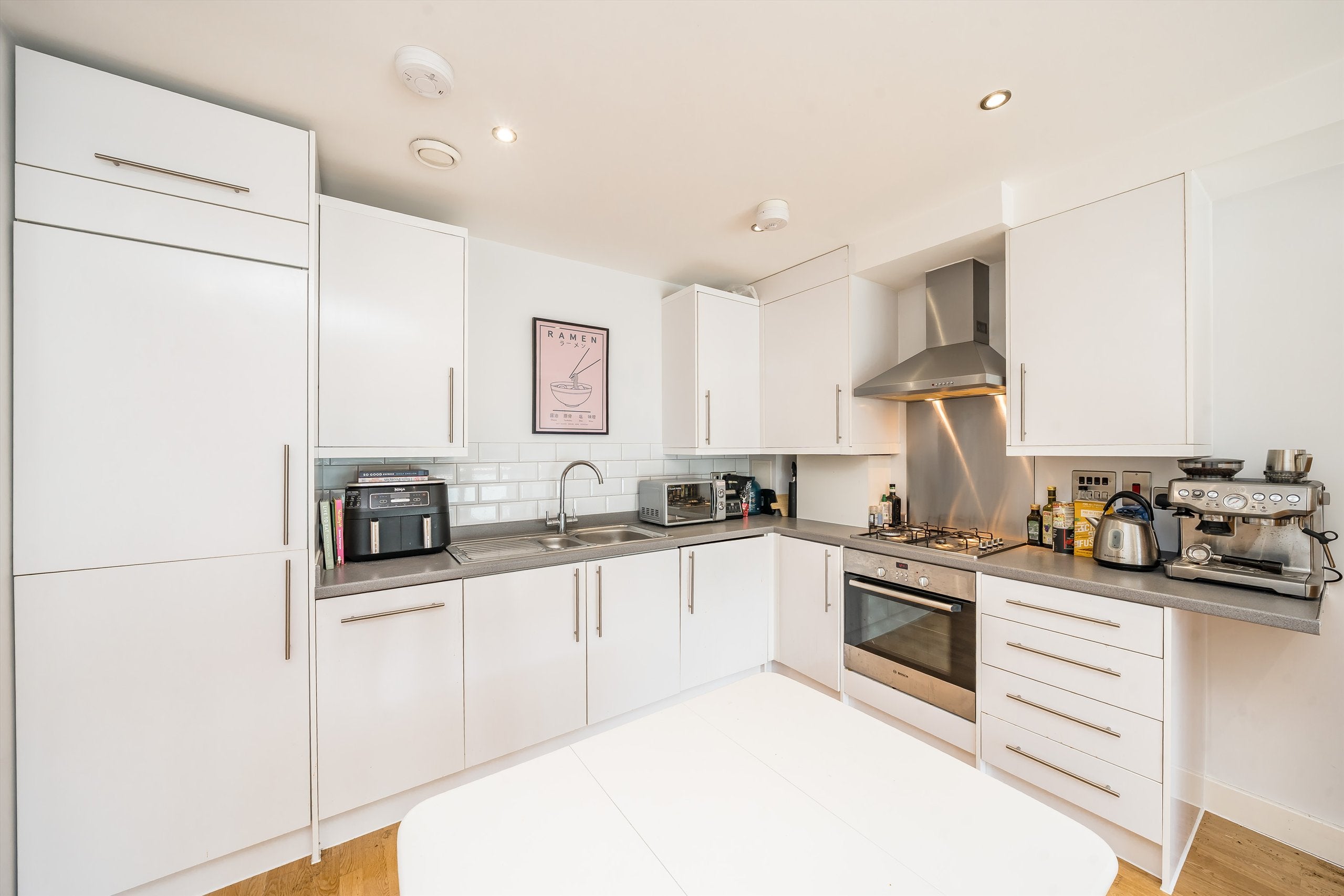 Flat Acre Lane in Greater London
