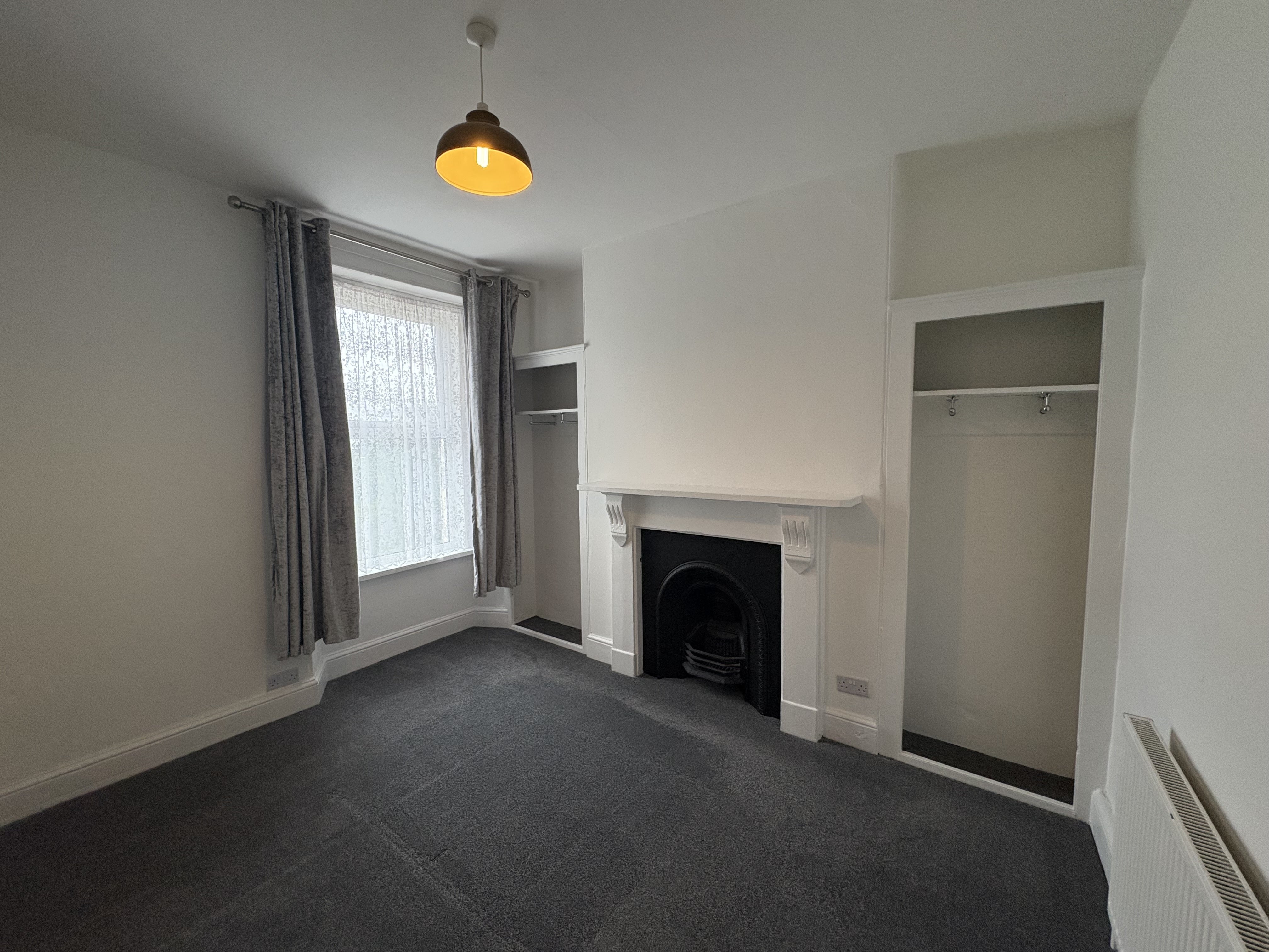 Flat Holkham Lane in Plymouth