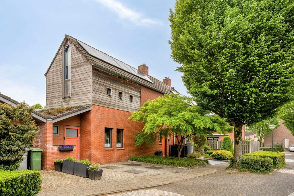 Huis De Boterbloem 9 in Budel