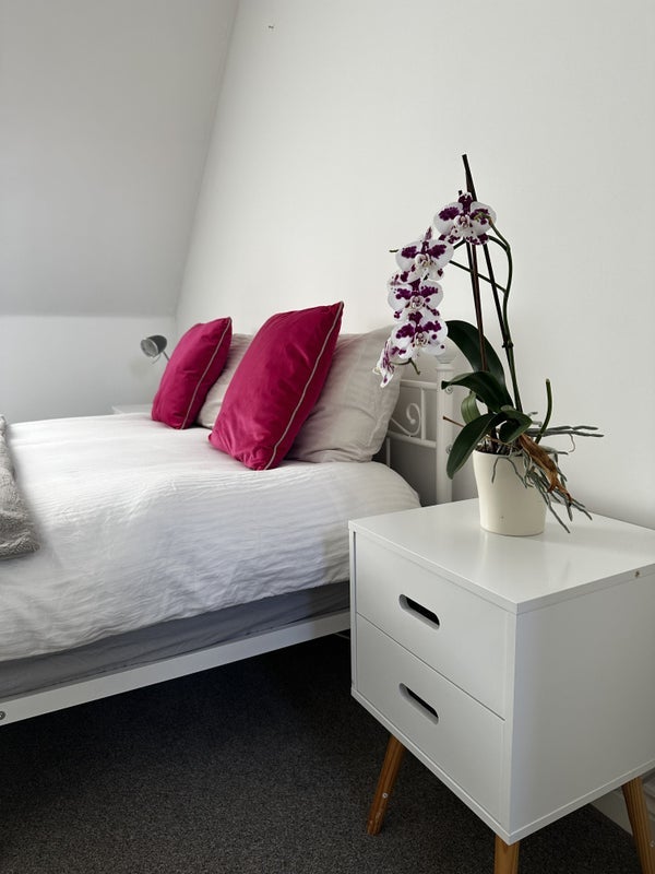 Room Worle Moor Road in Weston-super-Mare