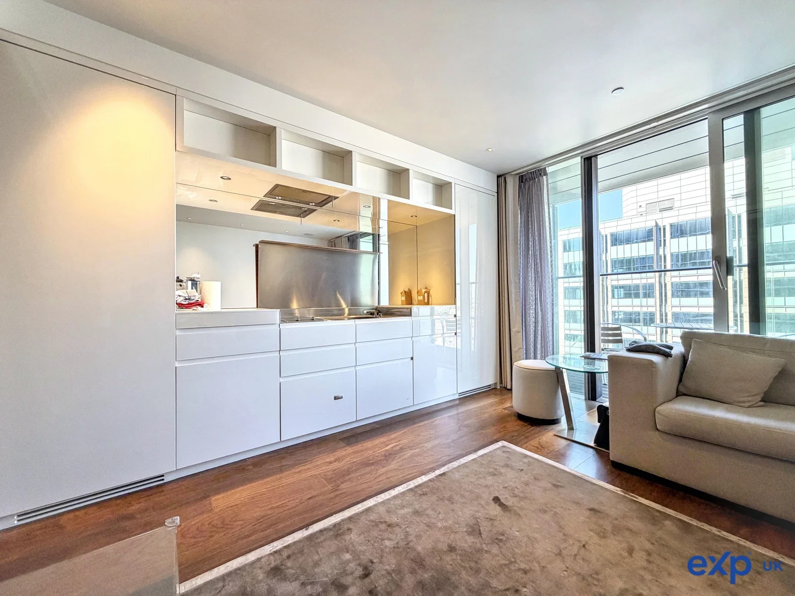 Flat Moor Lane in City of London