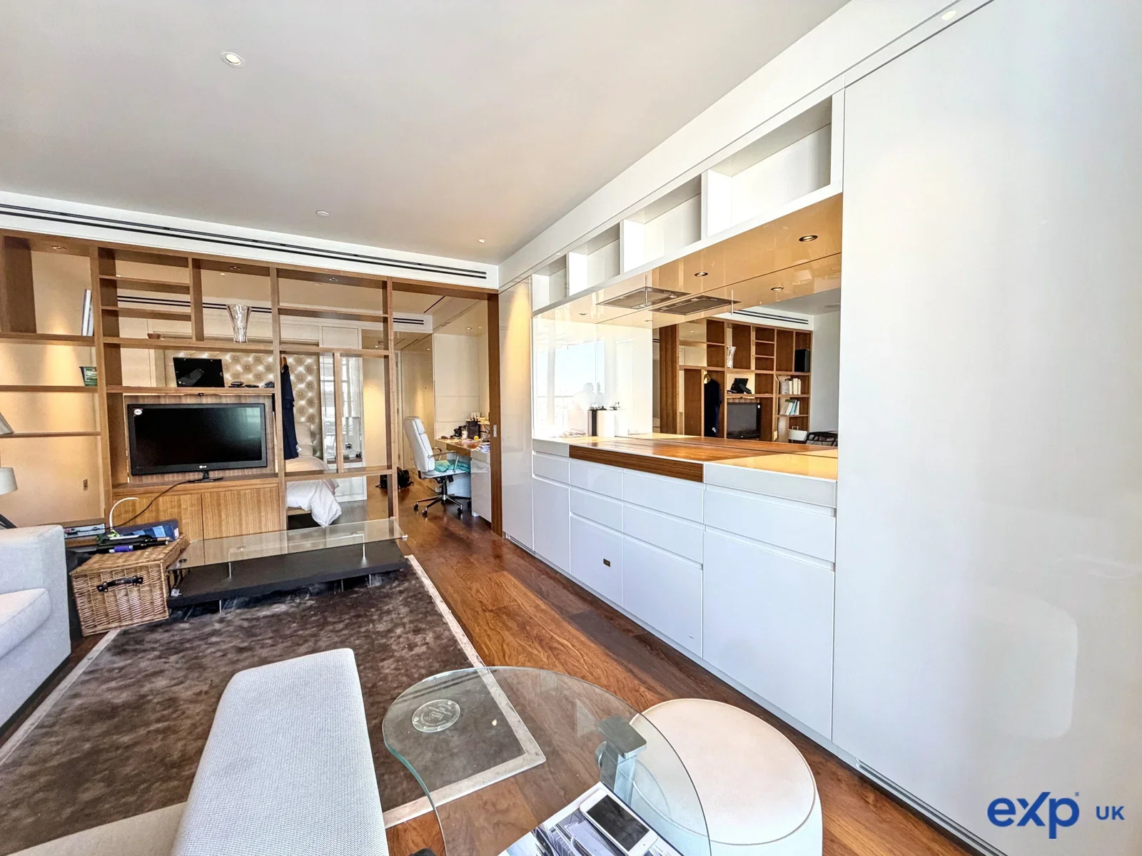 Flat Moor Lane in City of London