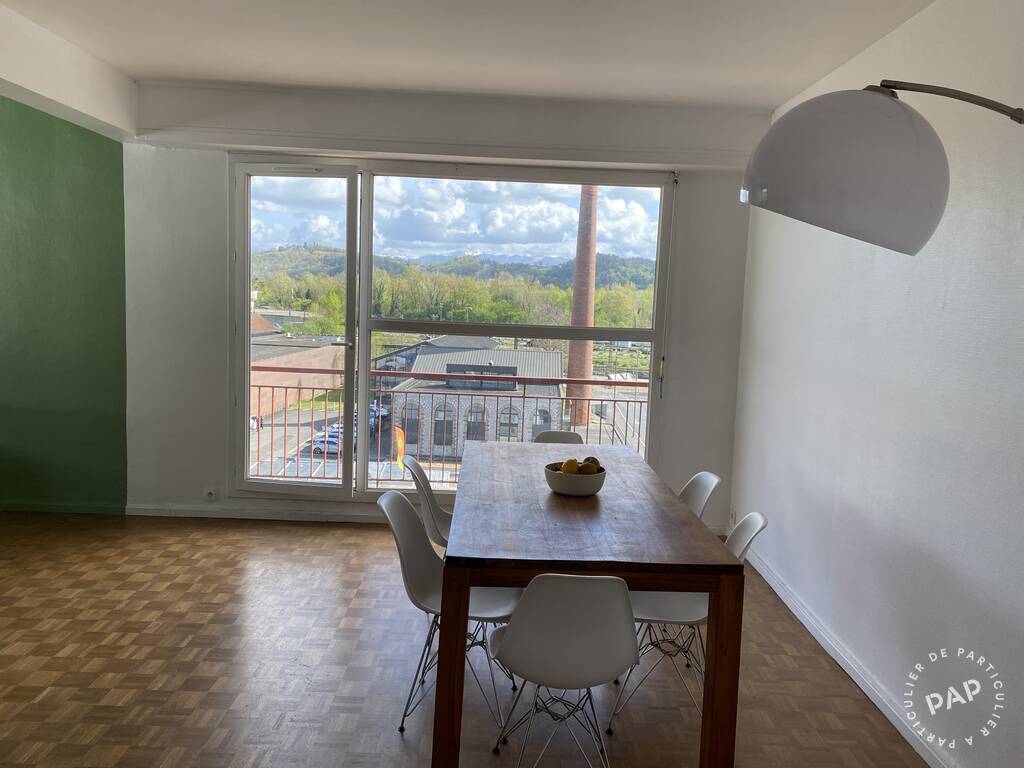 Flat Boulevard du Recteur Jean Sarrailh in Pau