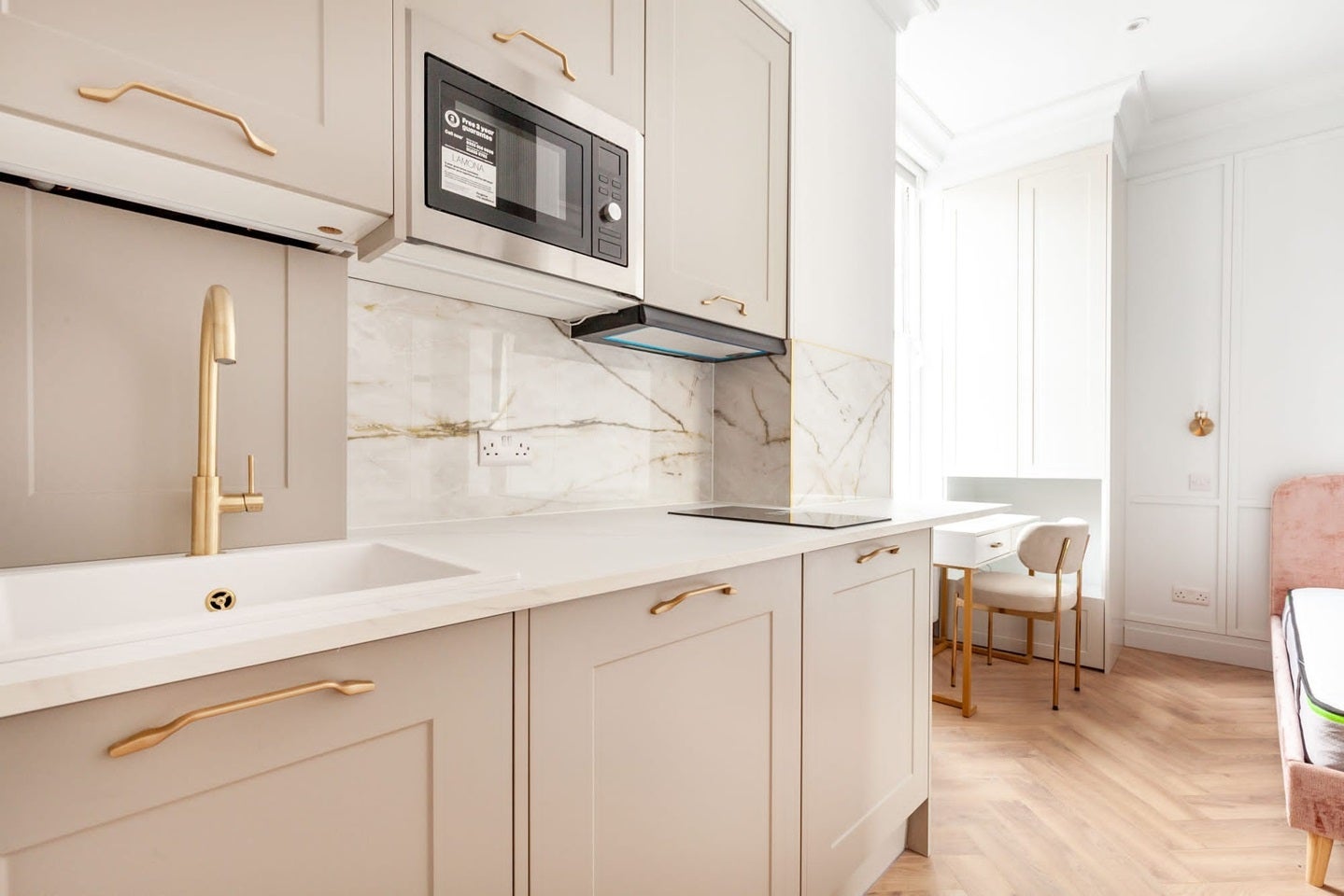 Flat Sale Place in City of Westminster