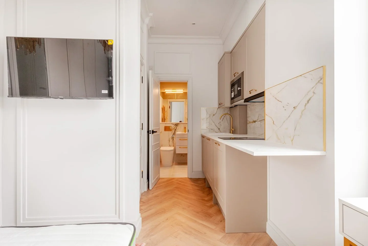 Flat Sale Place in City of Westminster