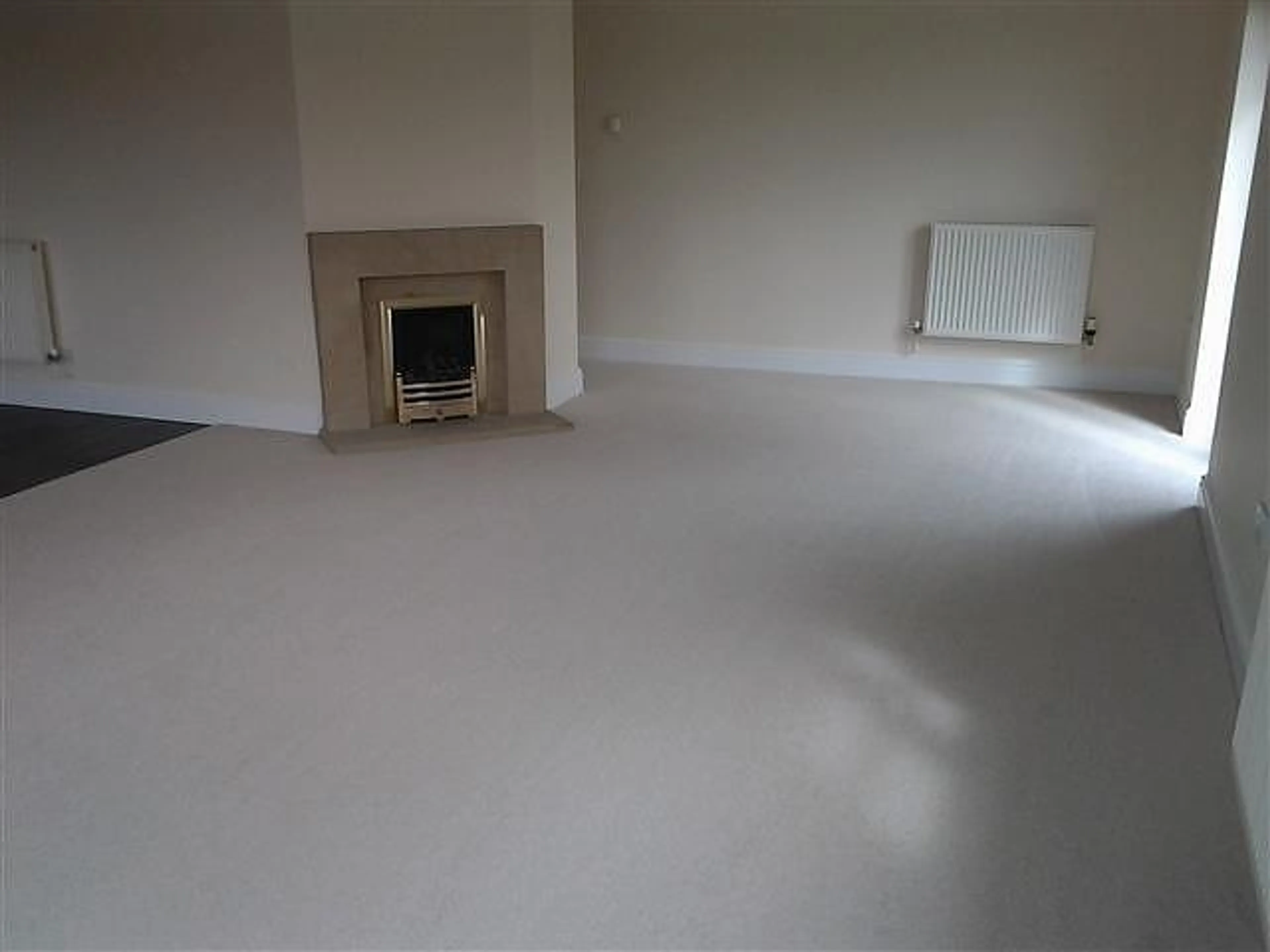 Flat Winstanley Lane in Milton Keynes
