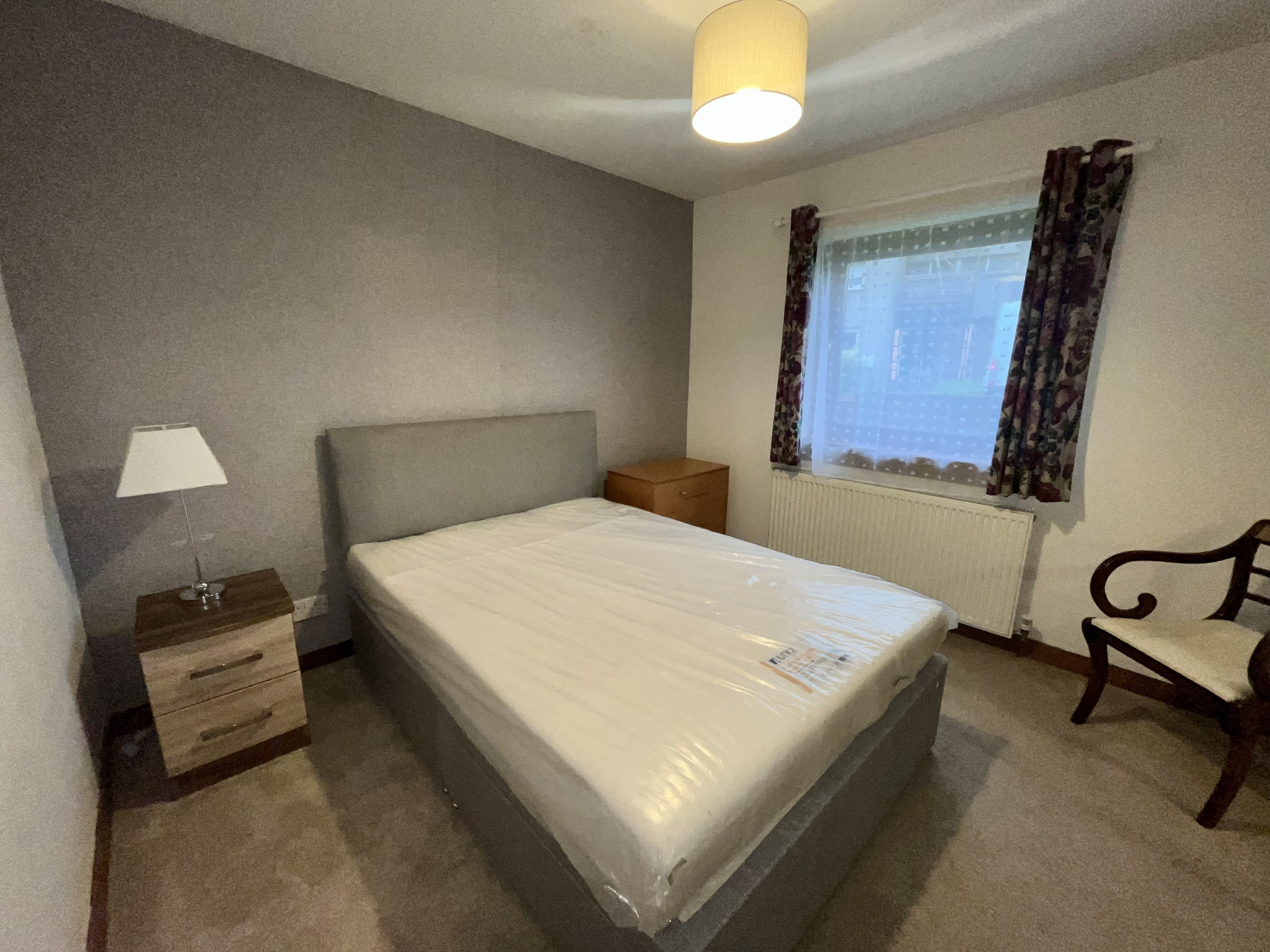 Flat Campsie Crescent in Kirkintilloch