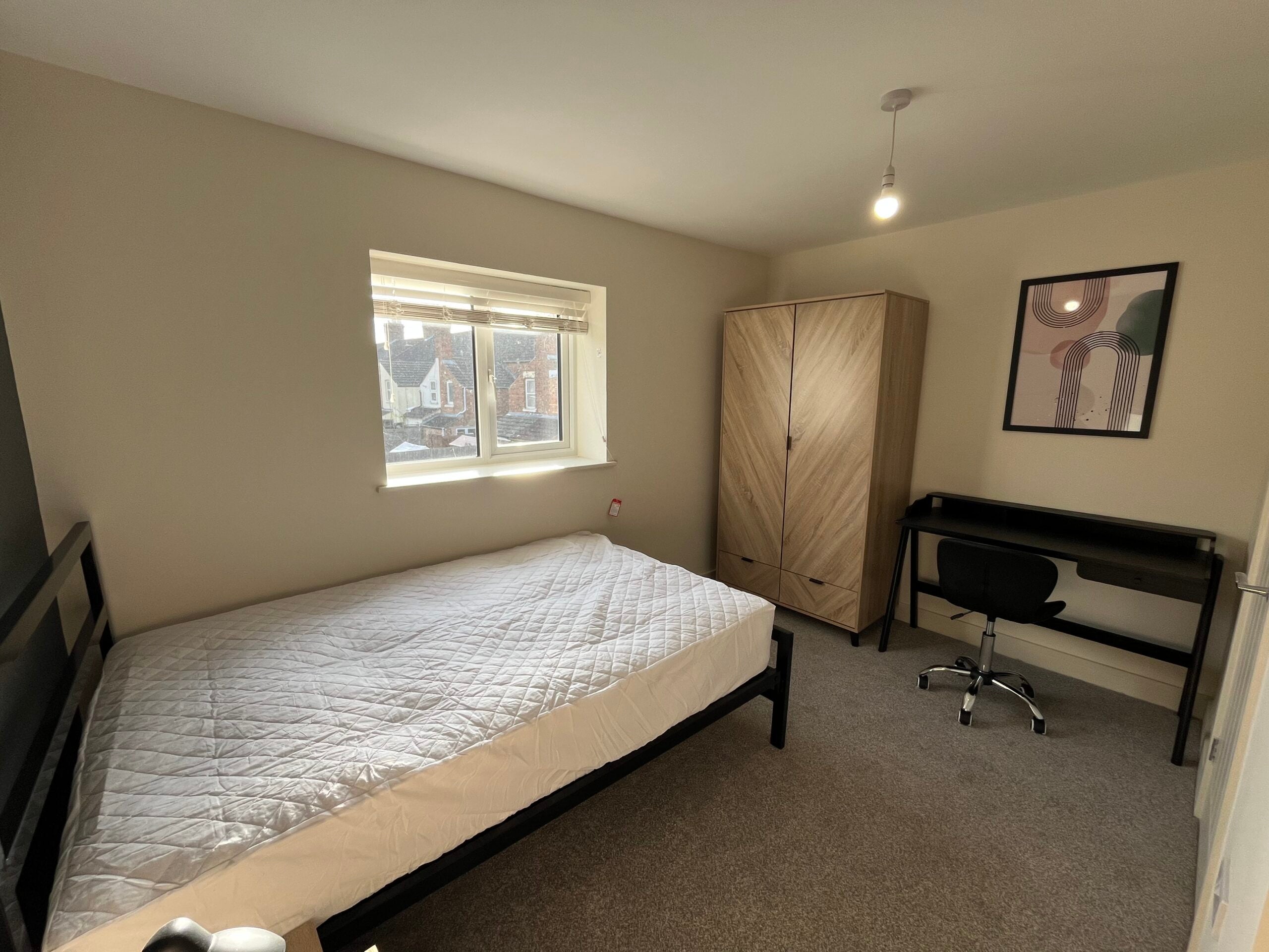 Room Orchard Street in Peterborough