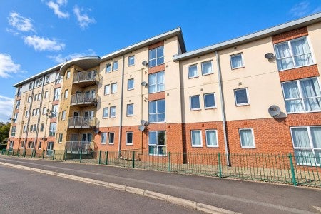 Flat Derwentwater Road in Gateshead