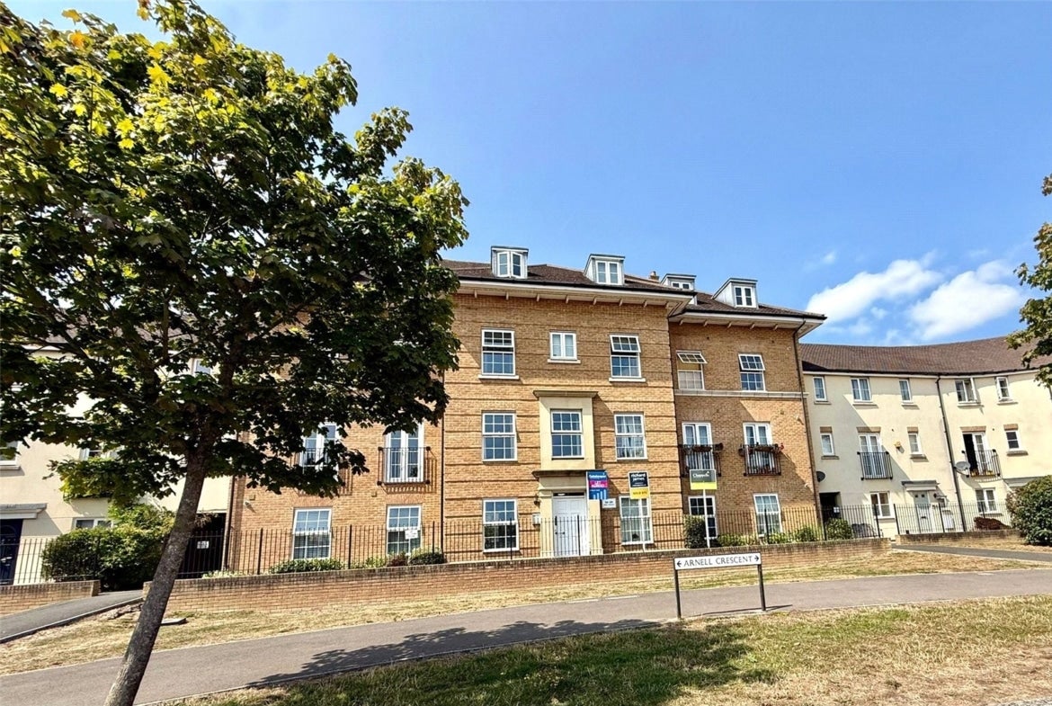 Flat Arnell Crescent in Blunsdon St Andrew