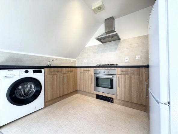 Flat Arnell Crescent in Blunsdon St Andrew