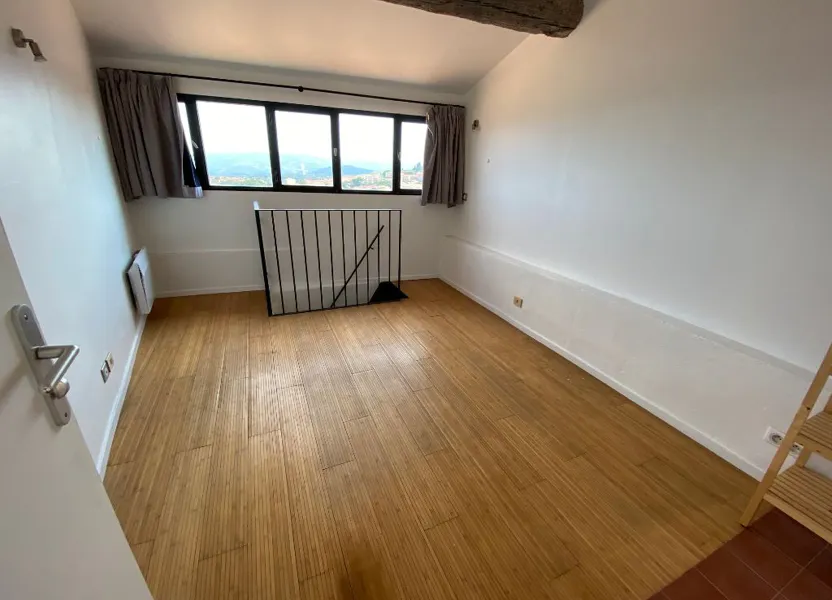 Chambre Montée du Casino à Grasse
