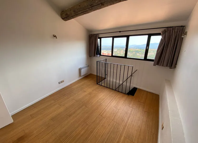 Chambre Montée du Casino à Grasse