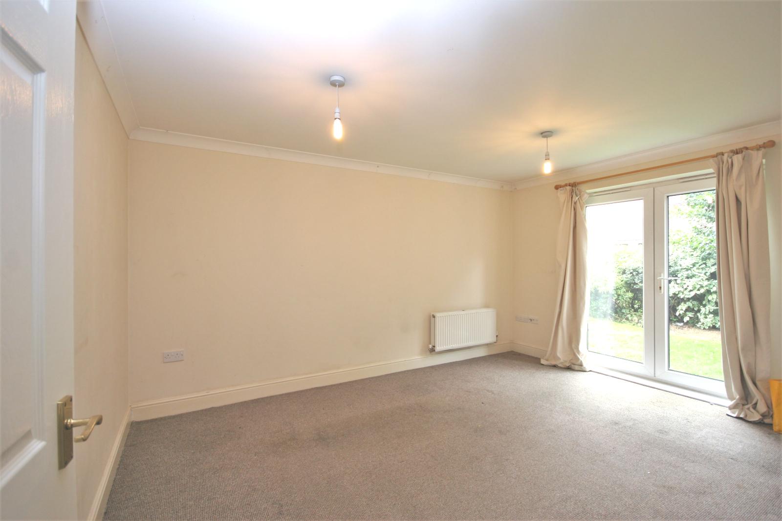Flat Alderney Way in Ashford