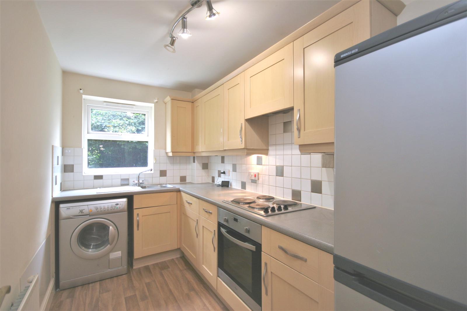 Flat Alderney Way in Ashford