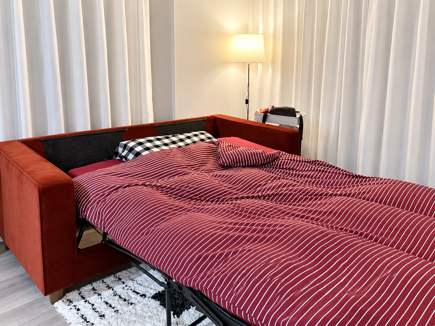 Flat Endymion Road in Greater London