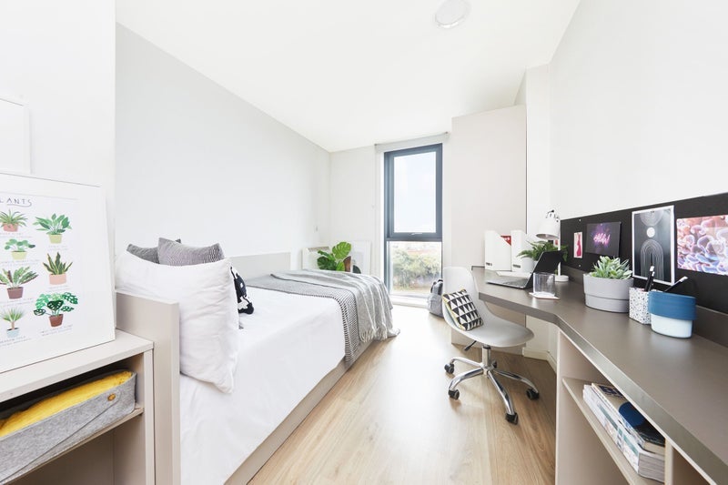 Room Bagot Street in Birmingham