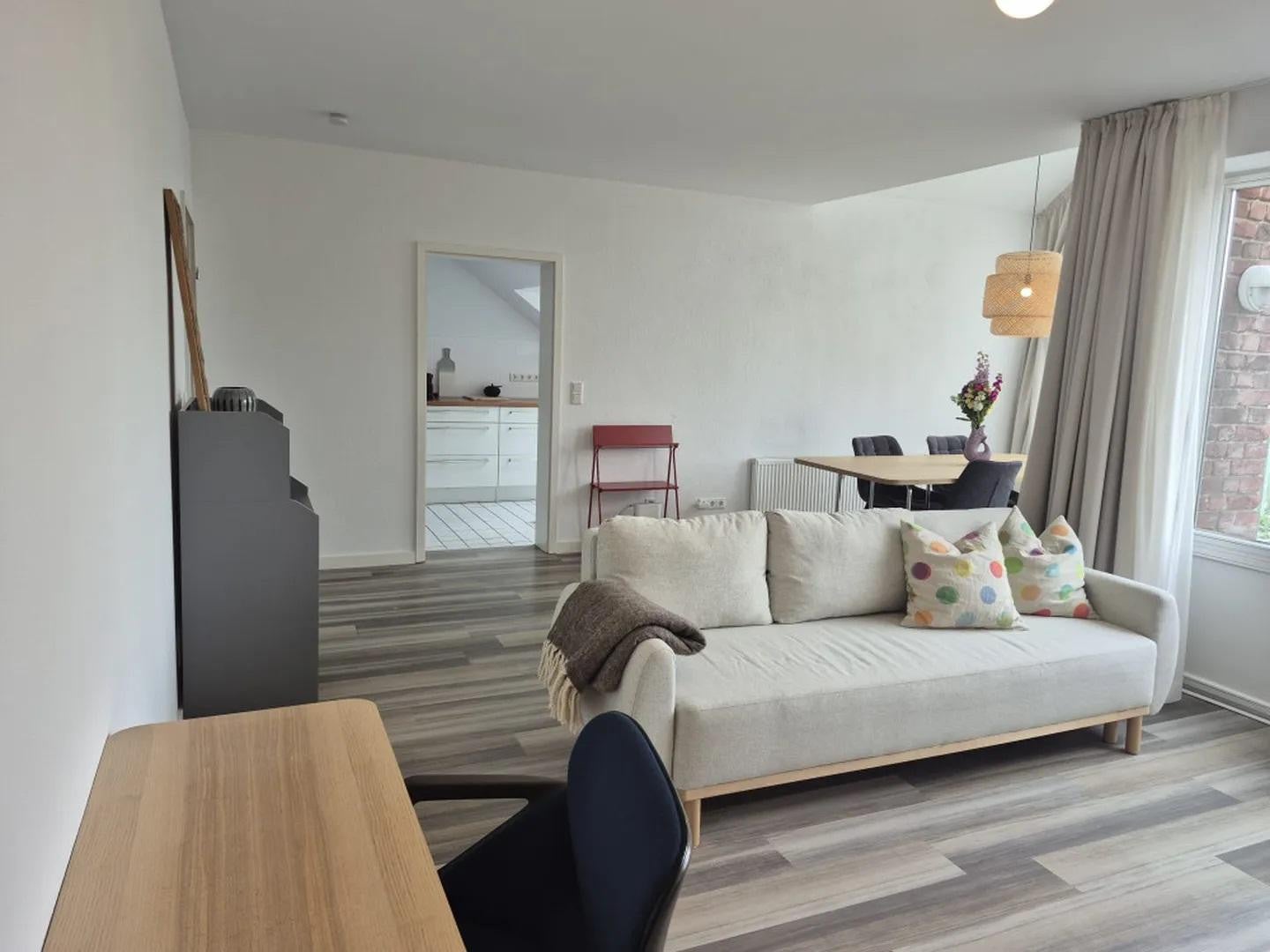Wohnung Rheinbrohler Weg in Düsseldorf