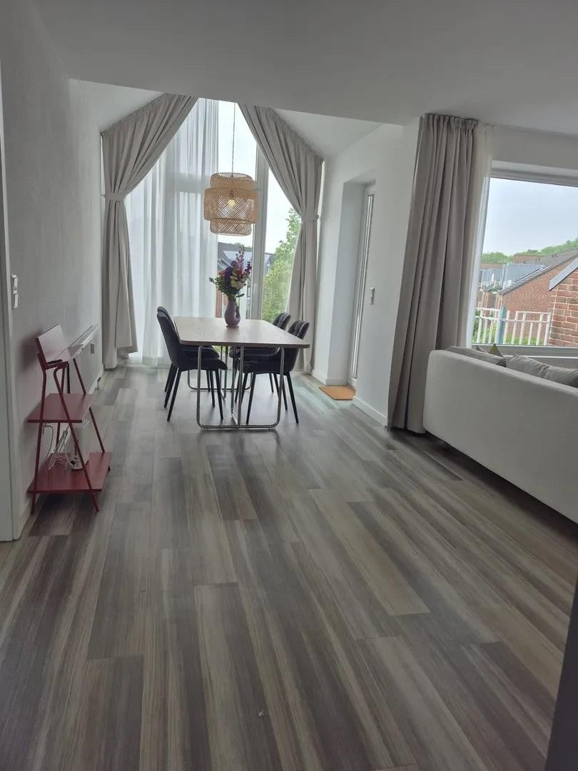 Wohnung Rheinbrohler Weg in Düsseldorf