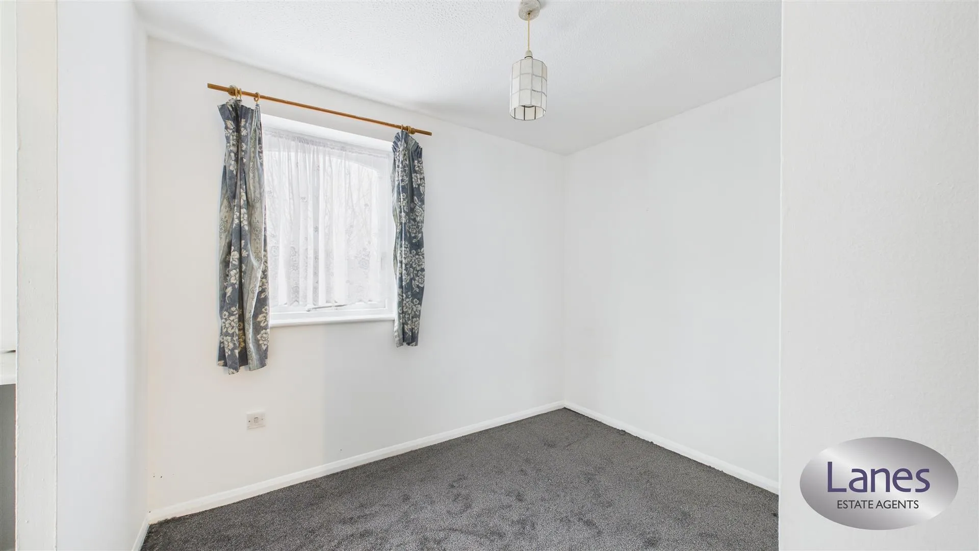Flat Barbot Close in Greater London
