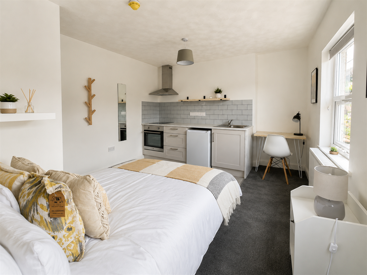 Room Prebend Street in Bedford