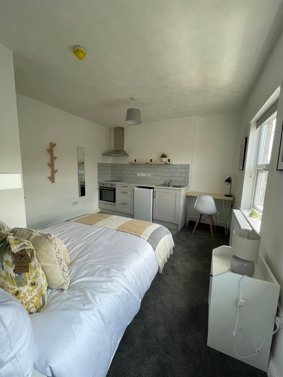Room Prebend Street in Bedford