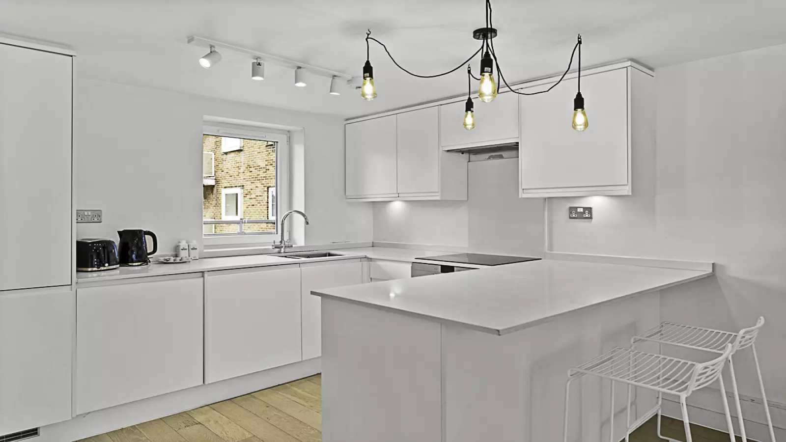 Flat Eaton Terrace in City of Westminster