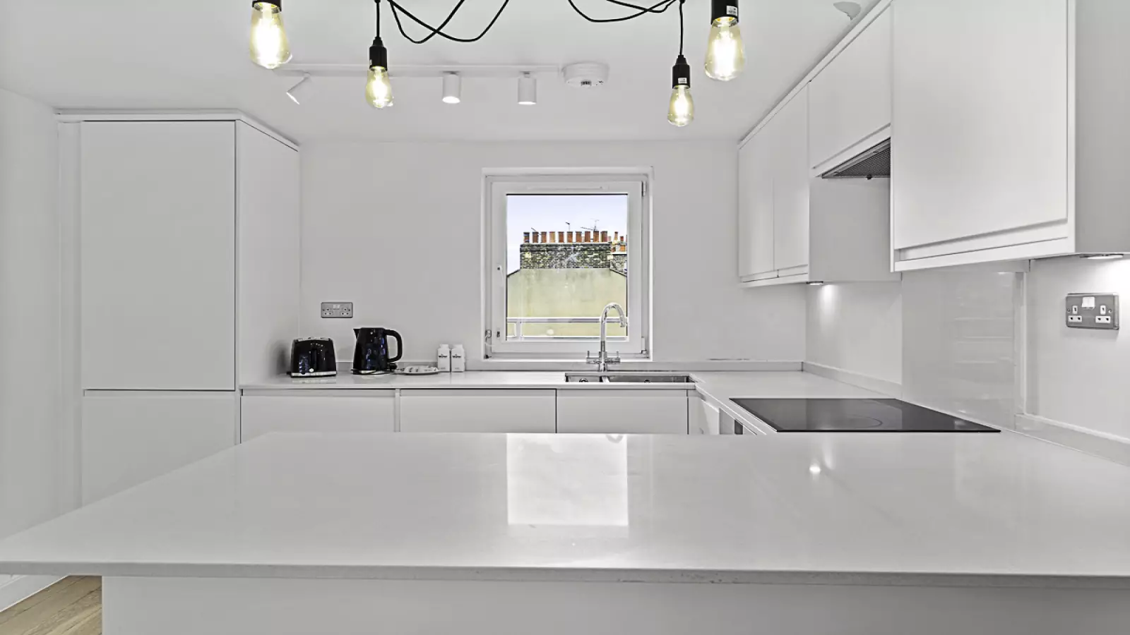 Flat Eaton Terrace in City of Westminster