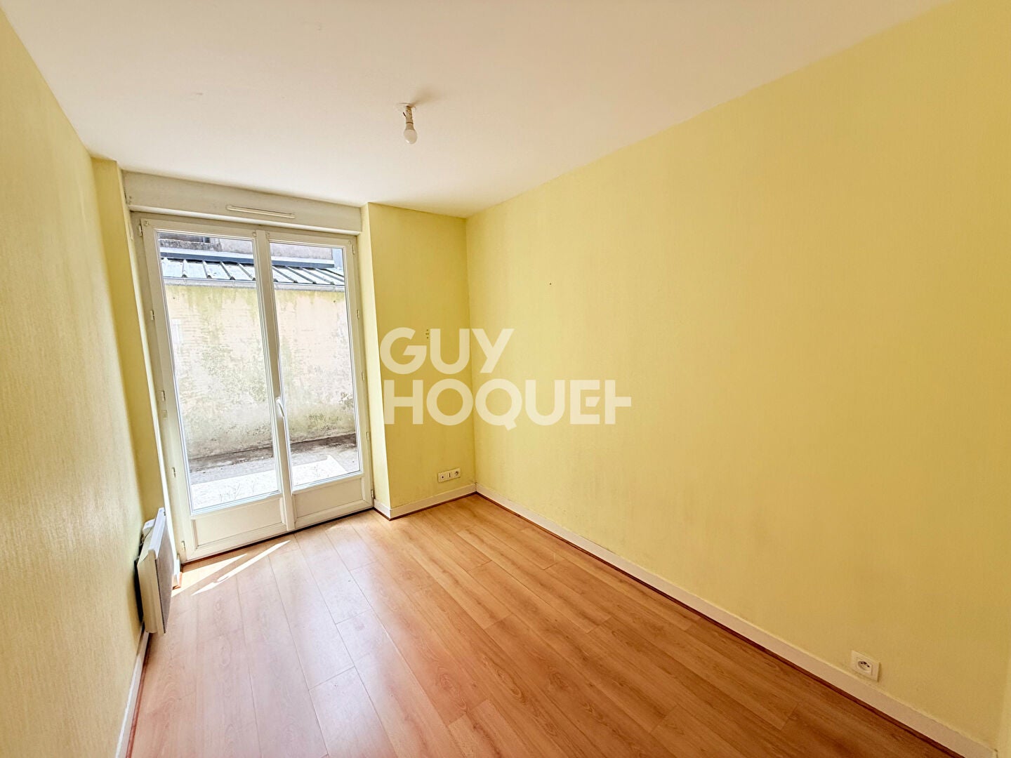 Flat Rue Paul Doumer in Brest