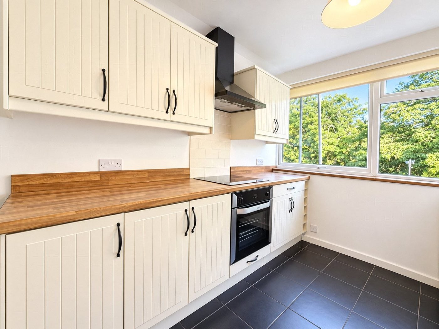 Flat Canford Lane in Bristol