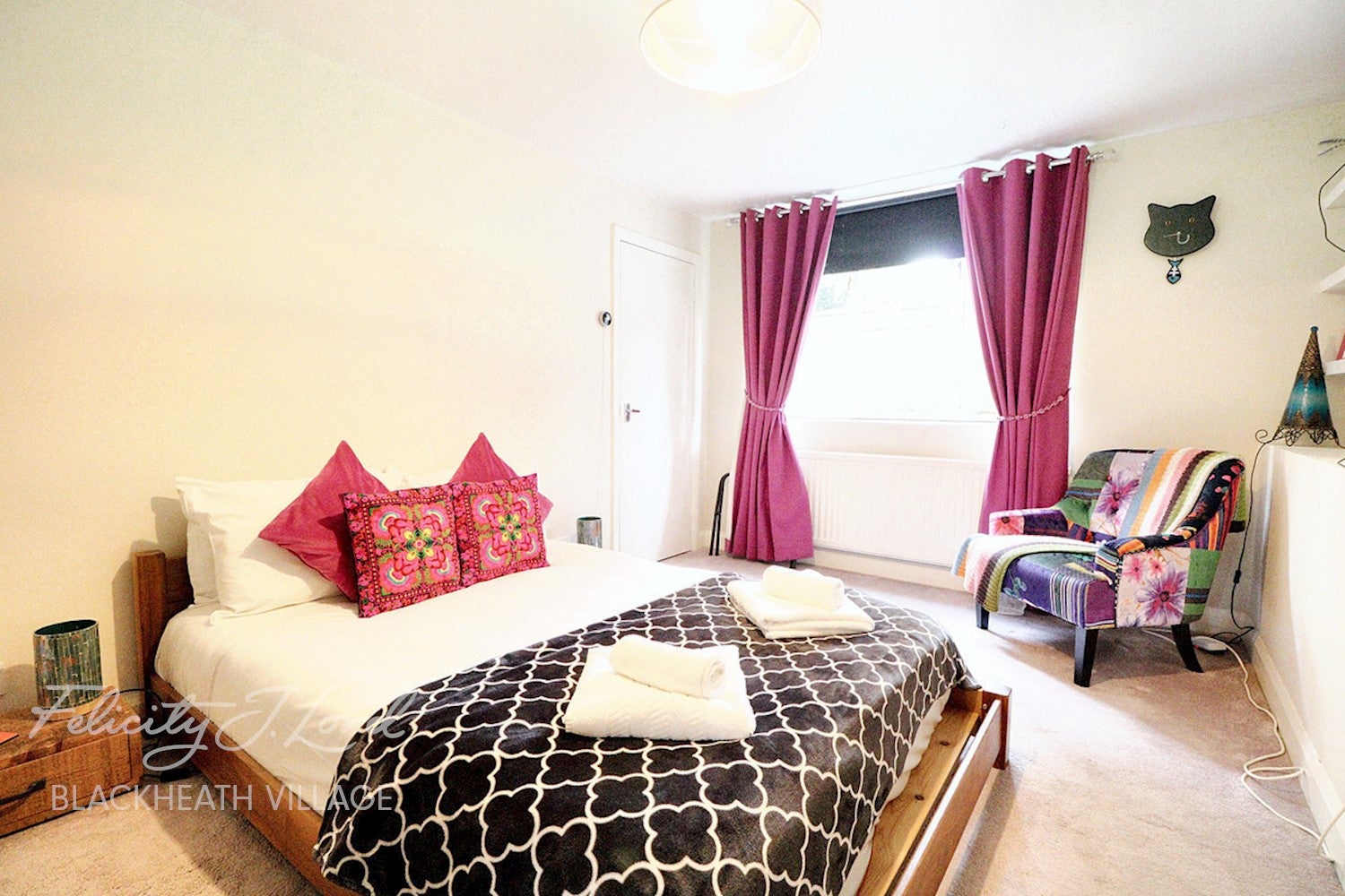 Flat Shooters Hill Road in Greater London