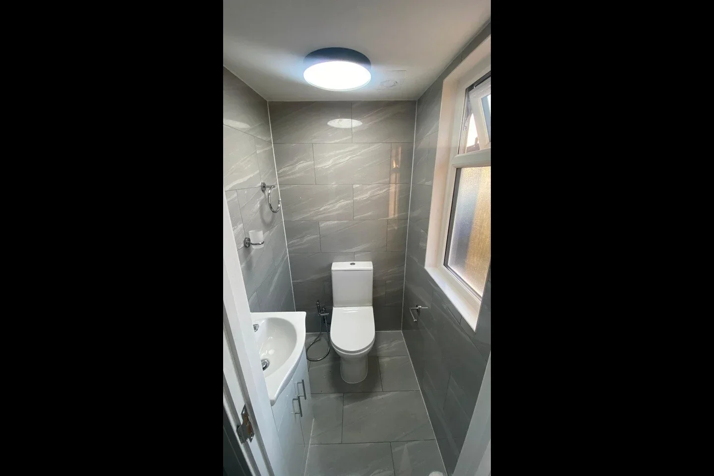 Room Gourney Grove in Grays