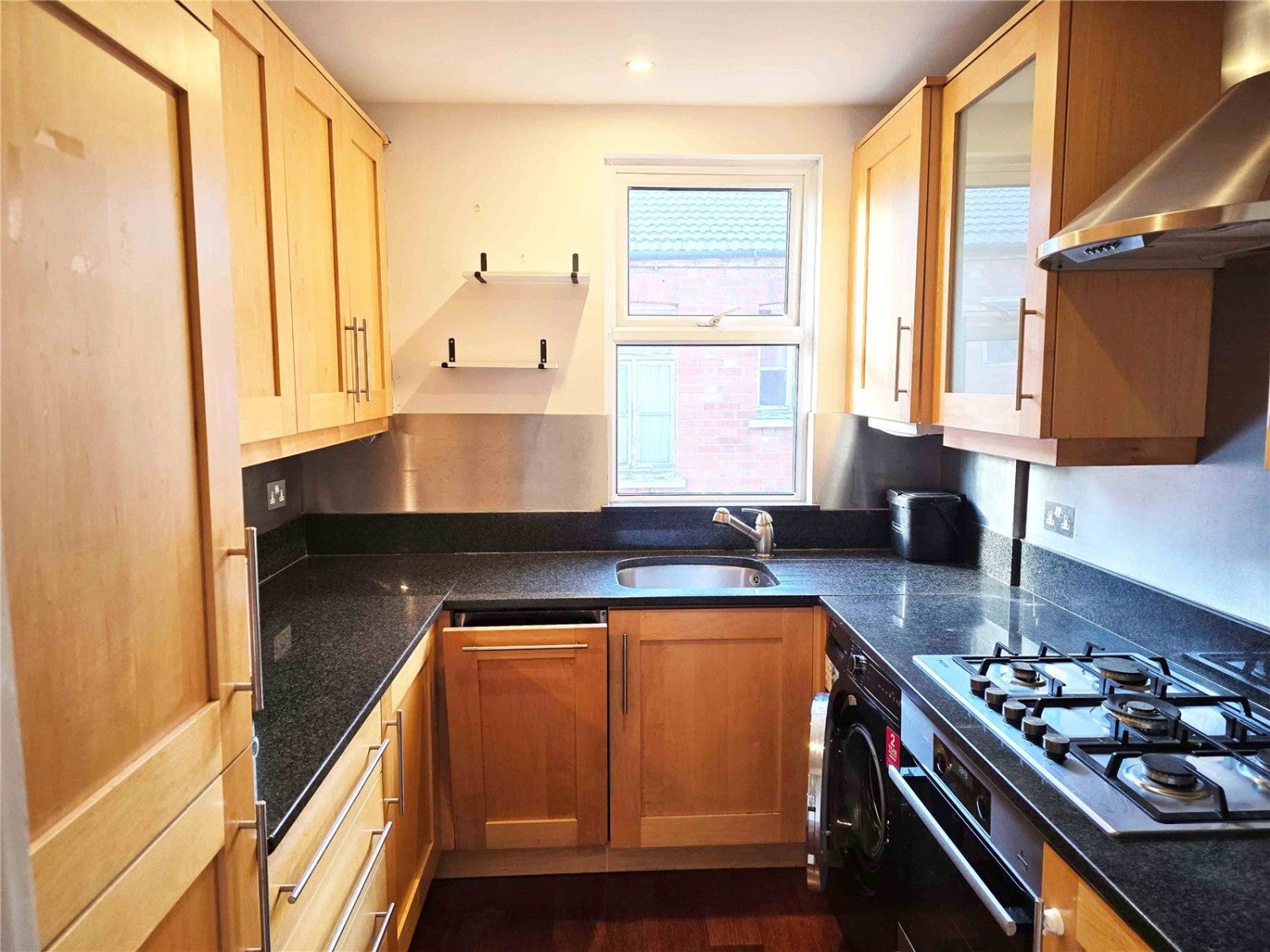 Flat Wellesley Road in Greater London