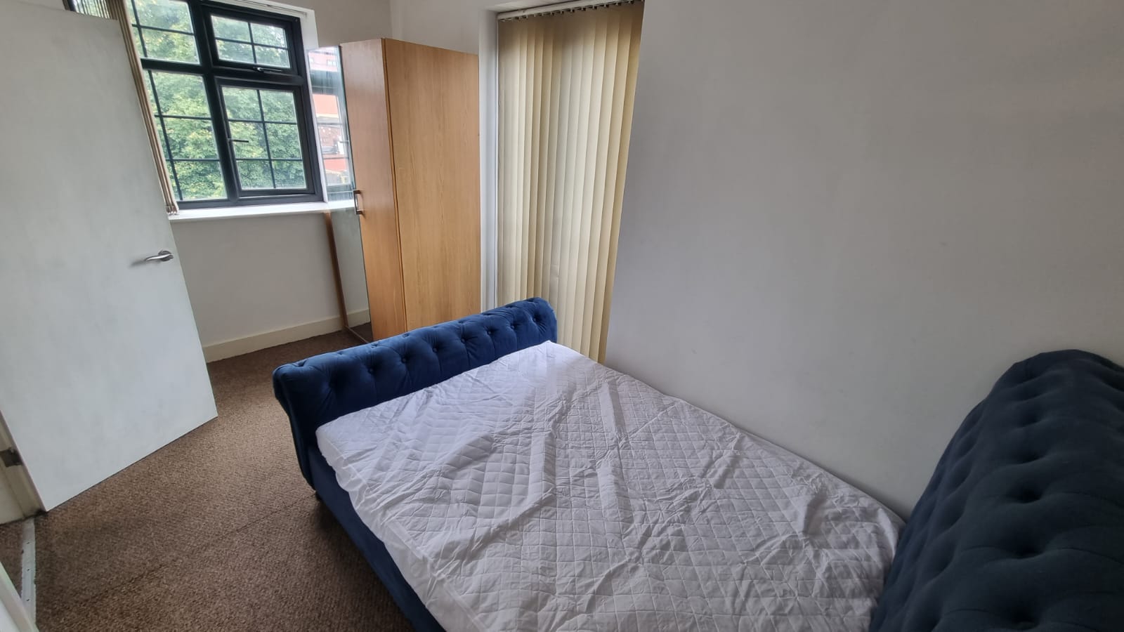 Flat Wilbraham Road in Manchester