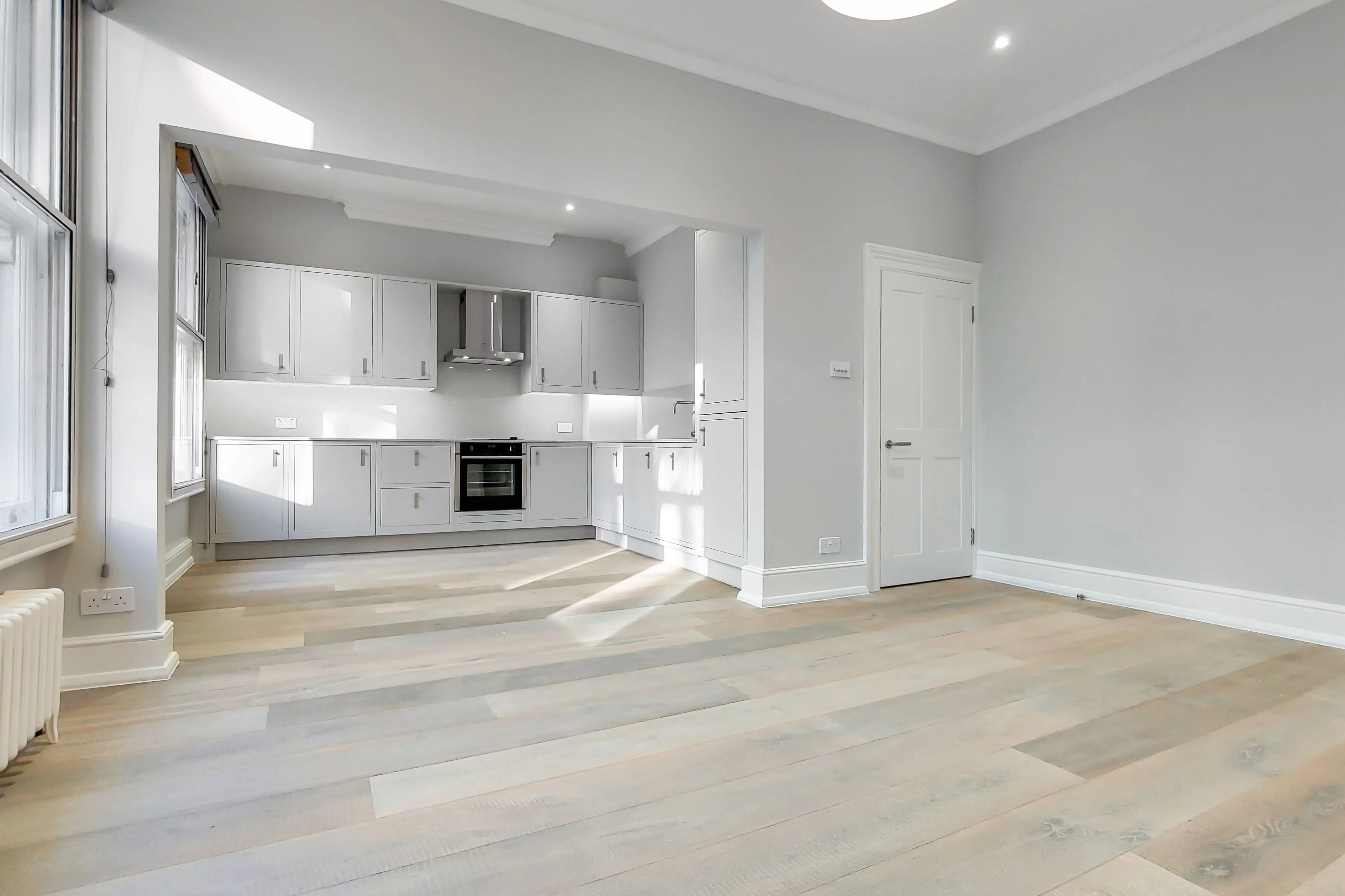 Flat Shaftesbury Avenue in Greater London