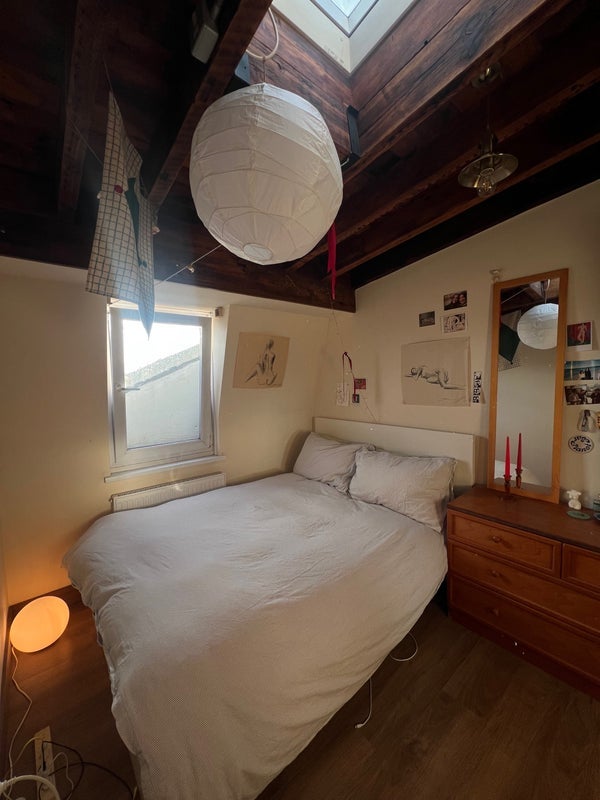 Room Stoke Newington High Street in Greater London