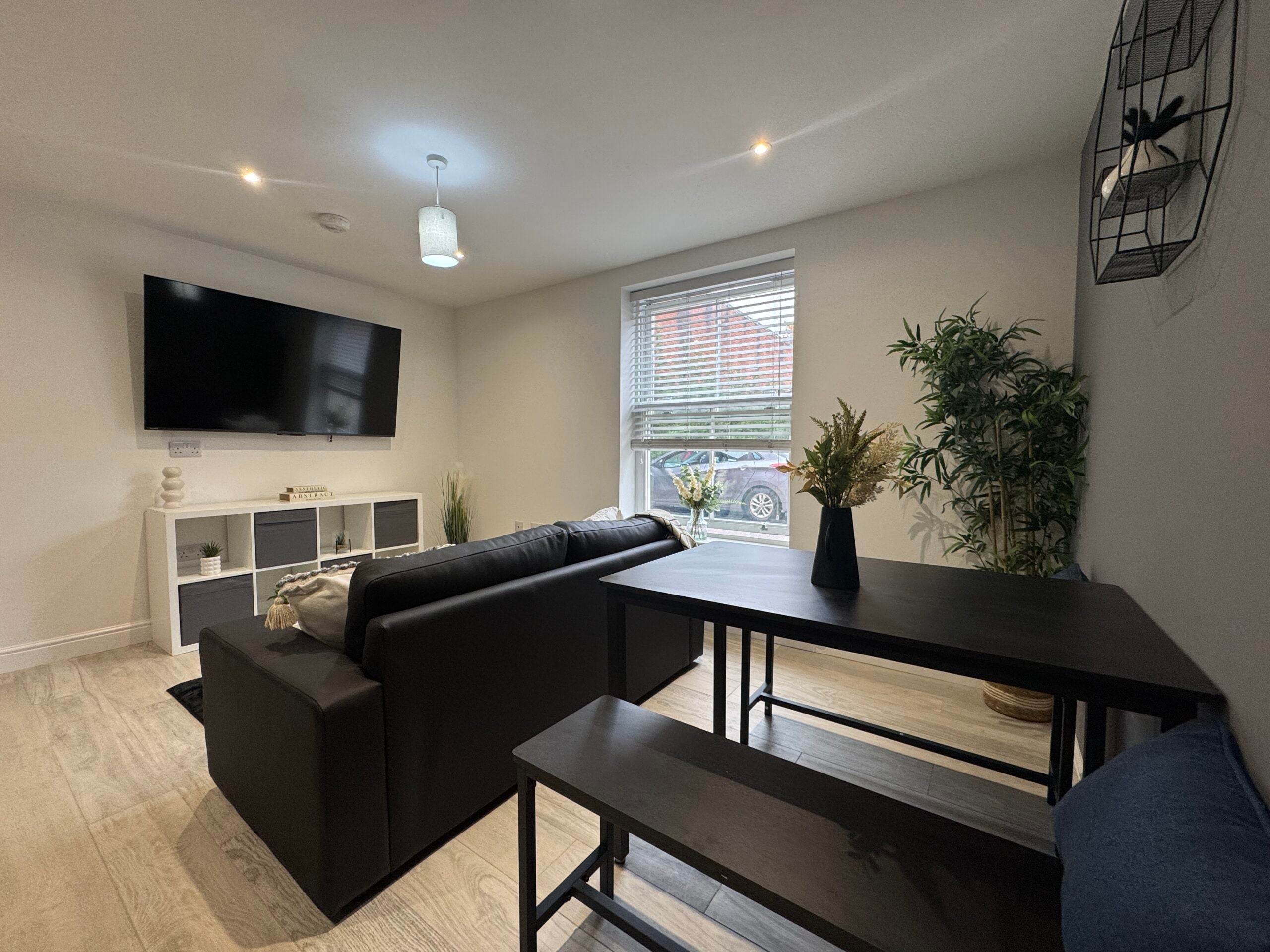 Room Broadgate in Coventry