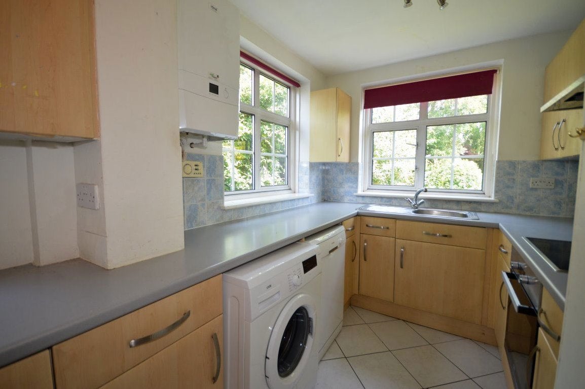 House Stanmount Road in St Albans