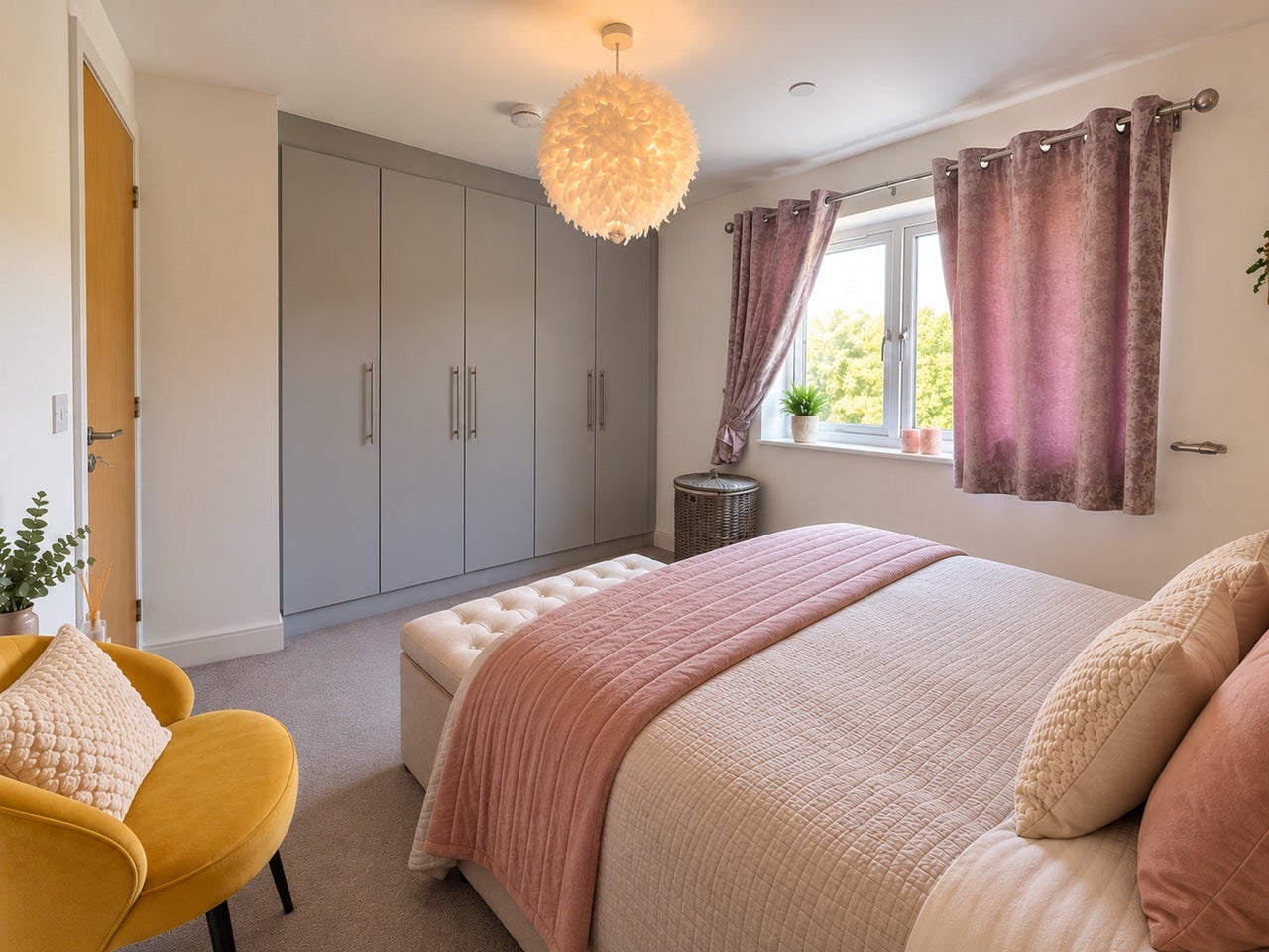 Flat Newlands Road in Luton