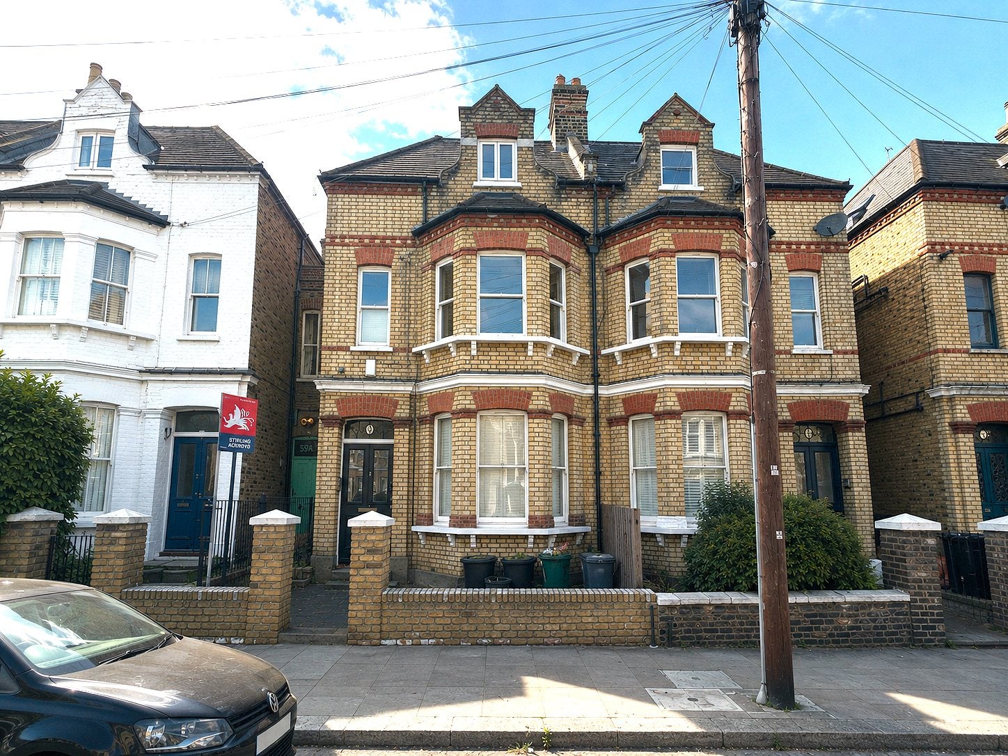 Flat Cromford Road in Greater London