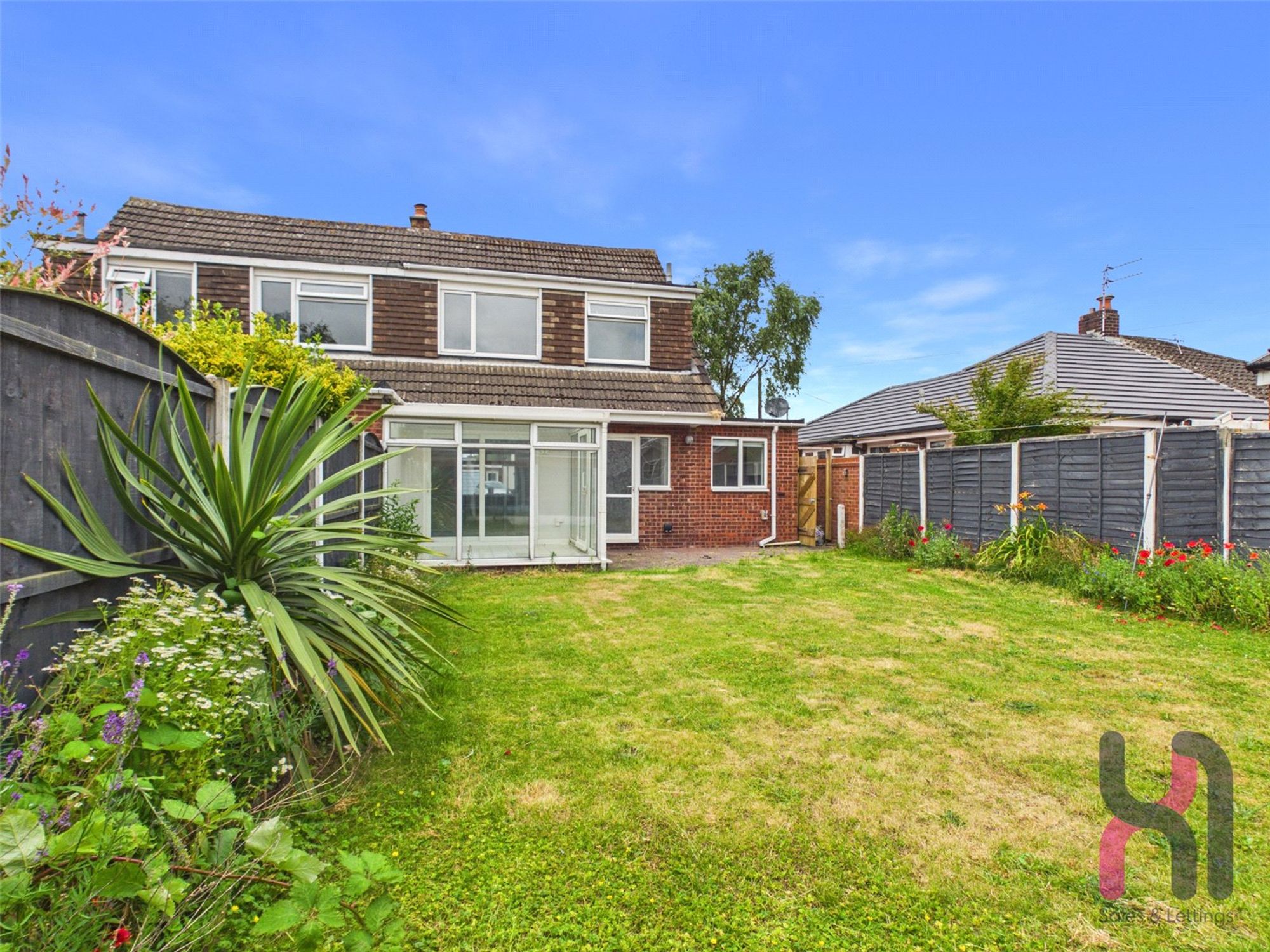 House River Close in Formby