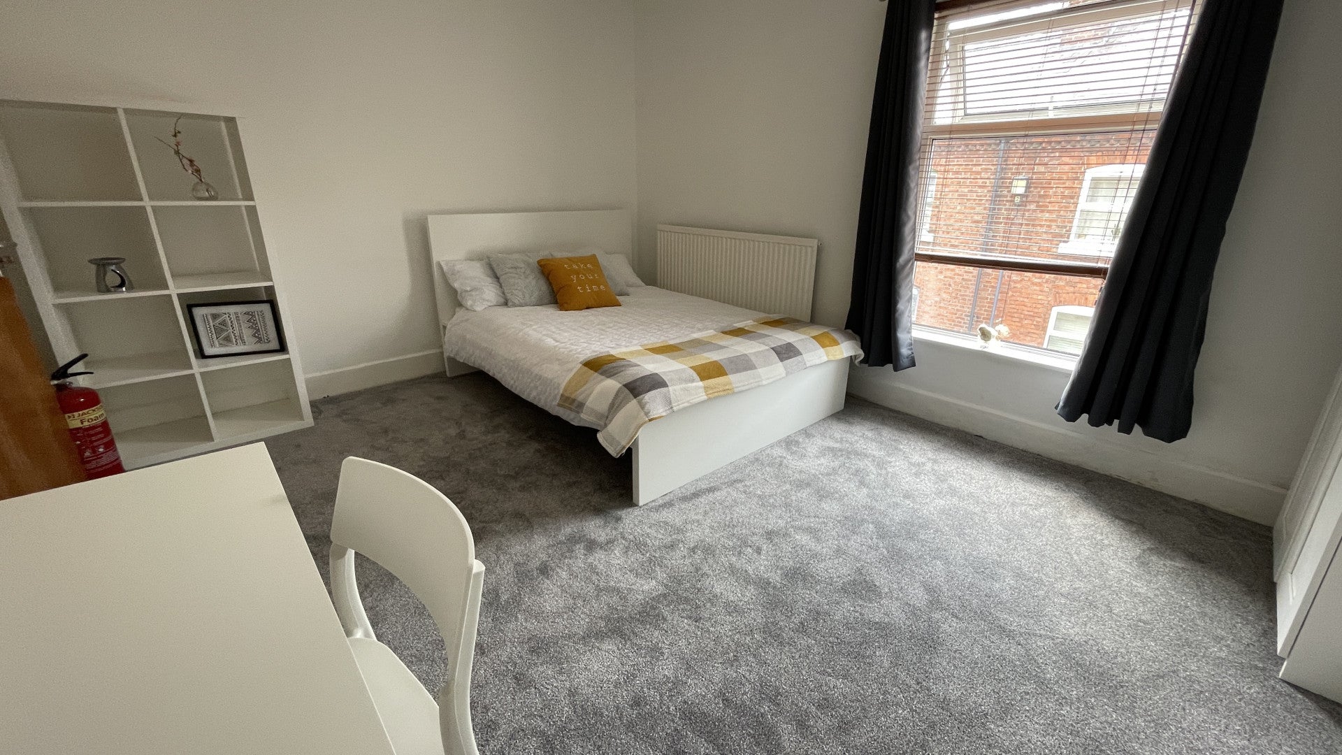 Room Denbigh Street in Chester