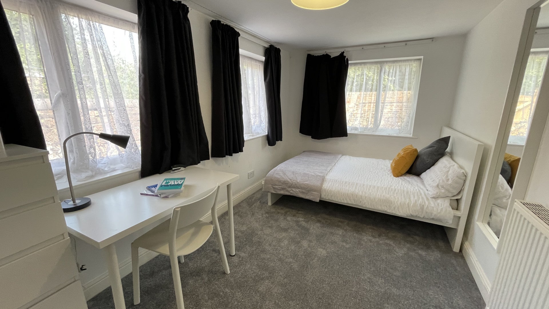 Room Denbigh Street in Chester