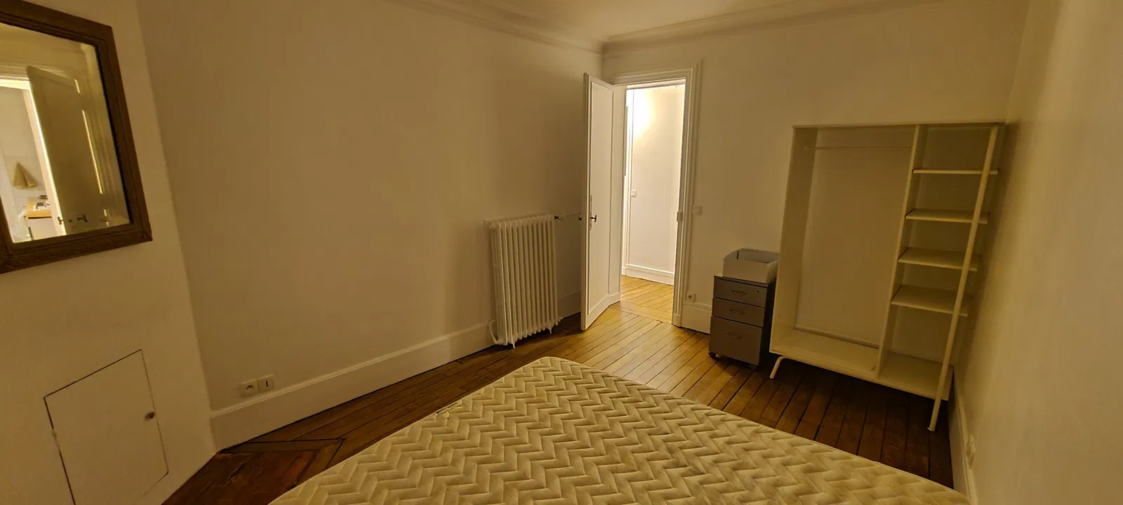 Chambre Rue de Montreuil à Paris