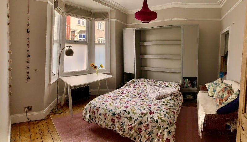 Room Gwilliam Street in Bristol