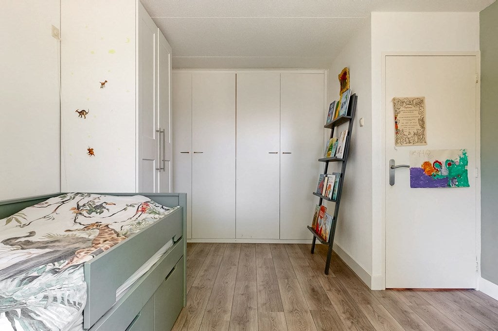 Tussenwoning te koop: Schweitzerstraat 59, Kudelstaart