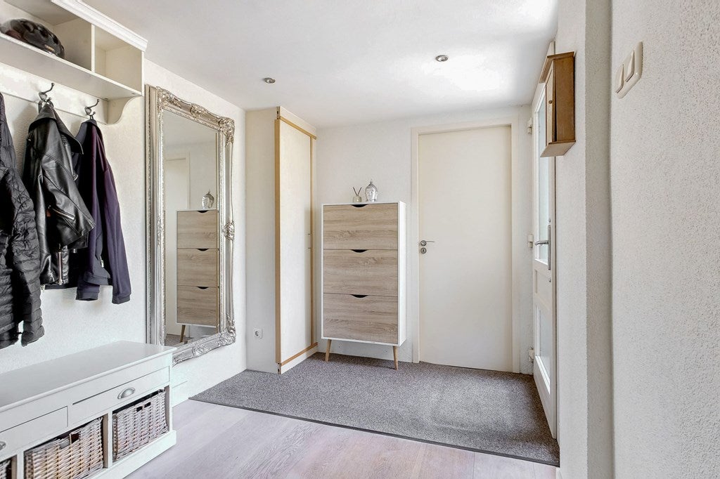 Tussenwoning te koop: Schweitzerstraat 59, Kudelstaart