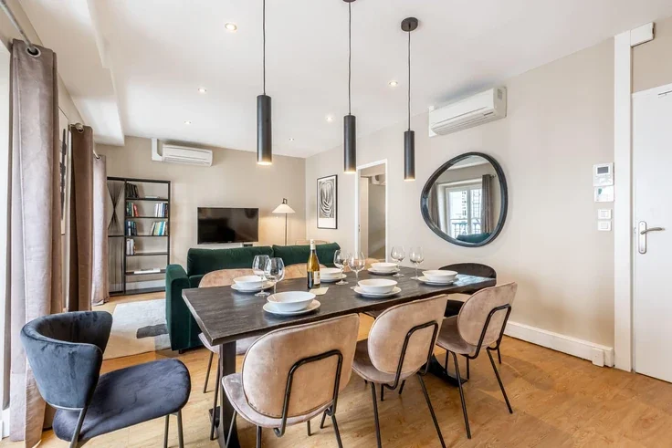 Flat Rue Monsigny in Paris